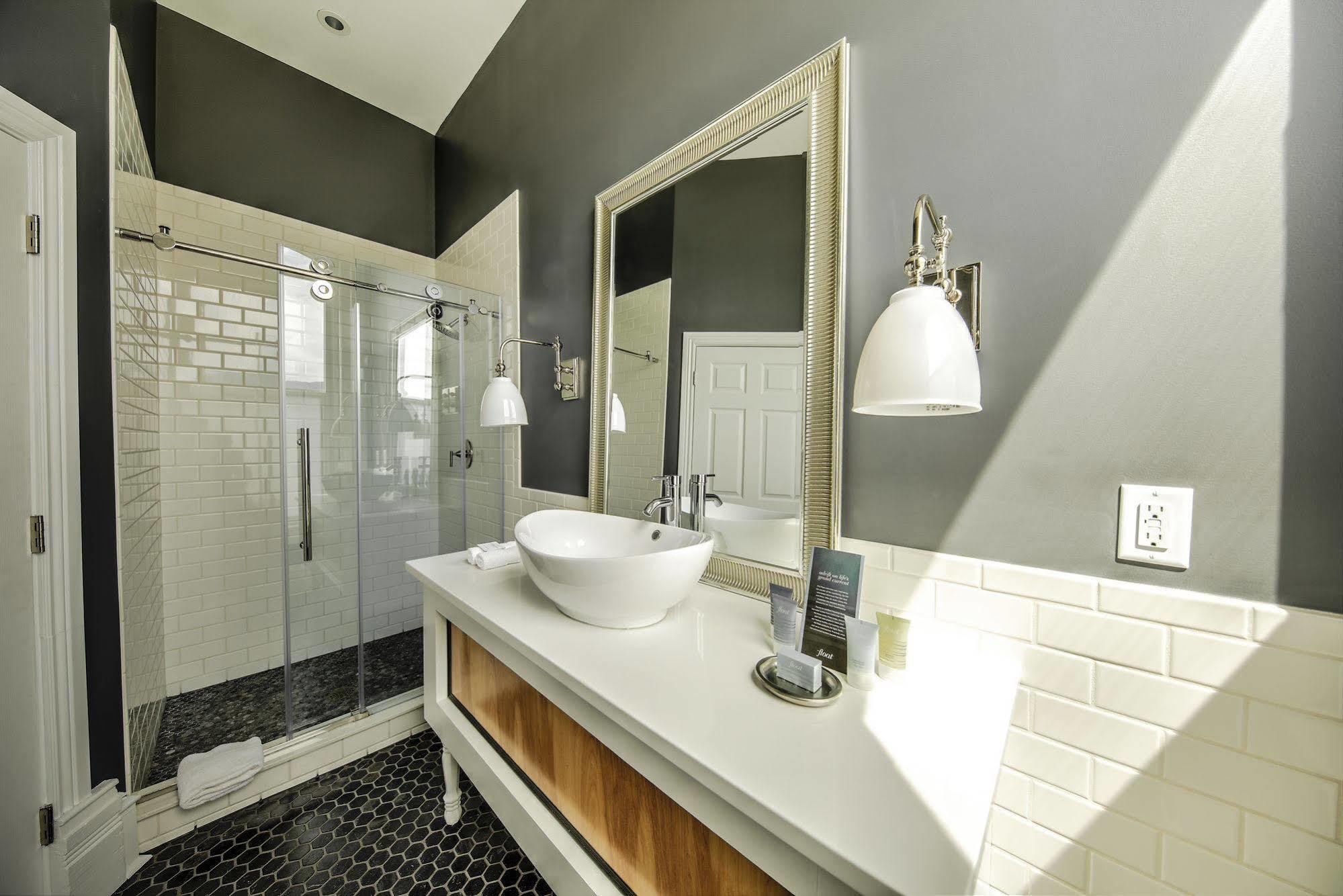 The Harkness Hotel McCammon Dış mekan fotoğraf